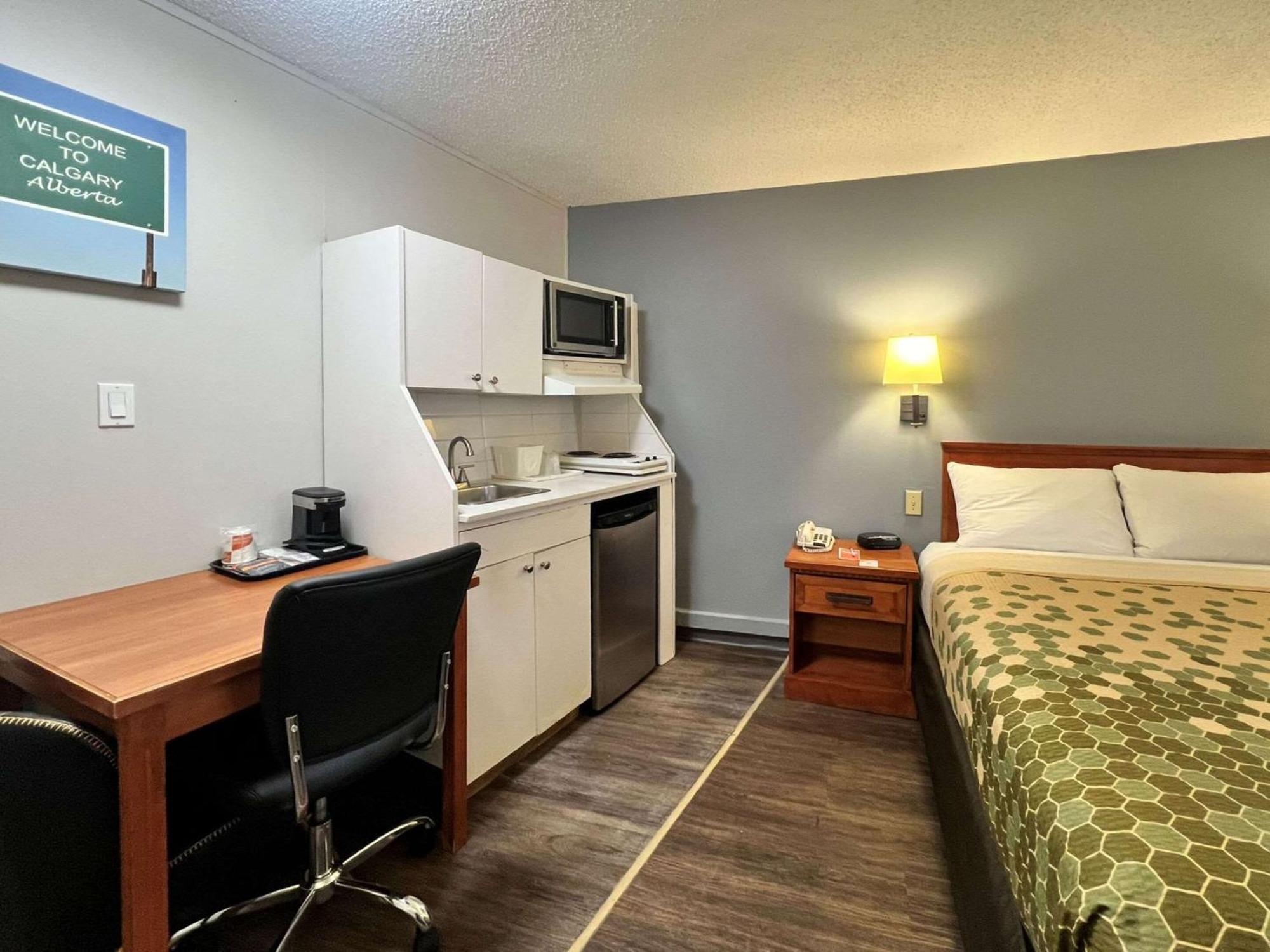 Econo Lodge Motel Village Калґарі Екстер'єр фото