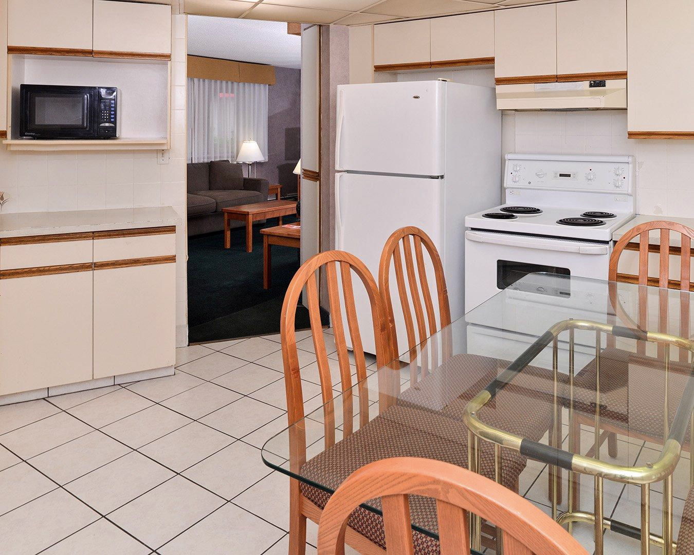 Econo Lodge Motel Village Калґарі Номер фото